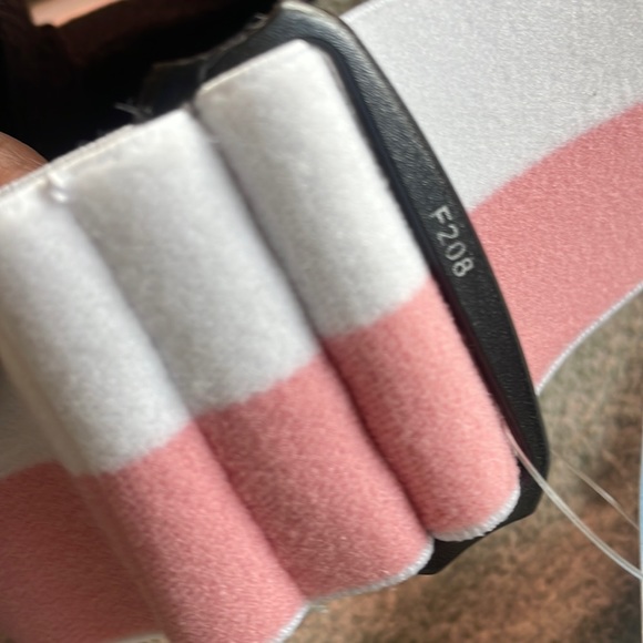 💕 PINK WOMAN’S SNOW MOBILE SKI SNOWBOARDING SNOW ACTIVITIES GOOGLES *NEW* - Picture 8 of 14